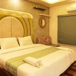 Victoria Houseboats Hotel